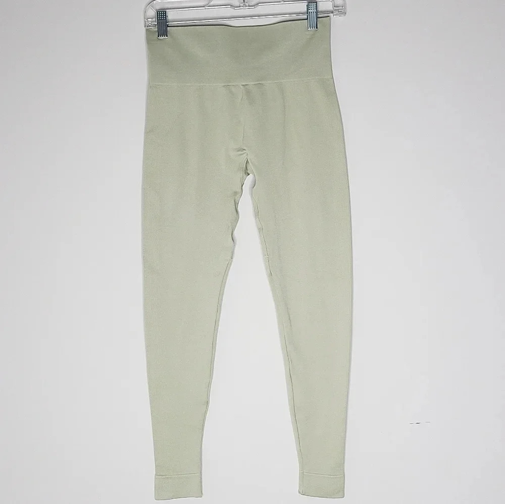 New SetActive Sculptflex Light Green Active Leggings M/L